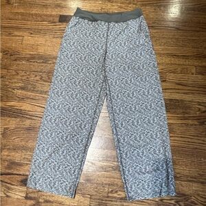 Lands End Active Yoga Pants Women M (10-12) Olive Tan Color Heather Pockets